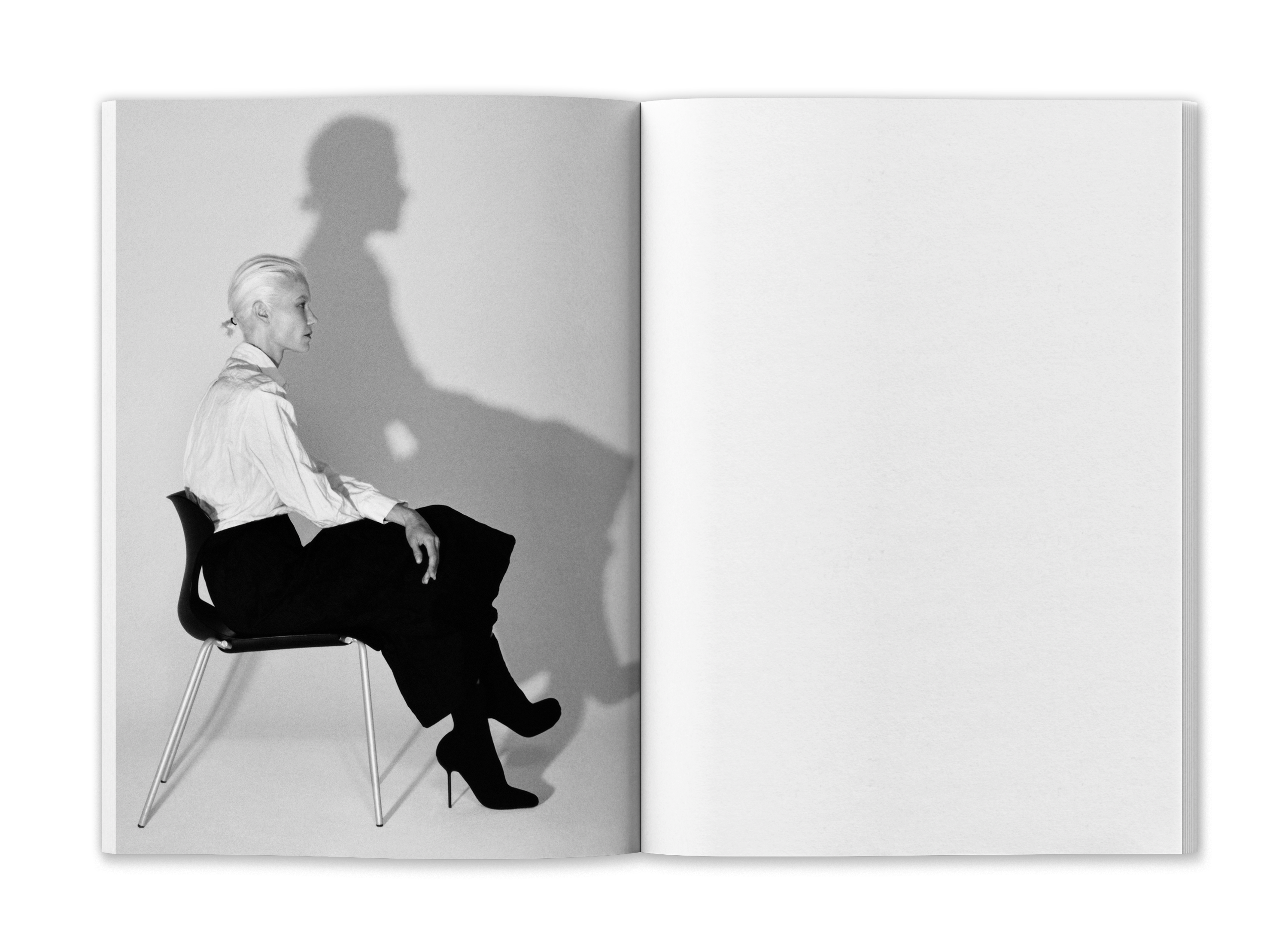 Delfine for Blau International